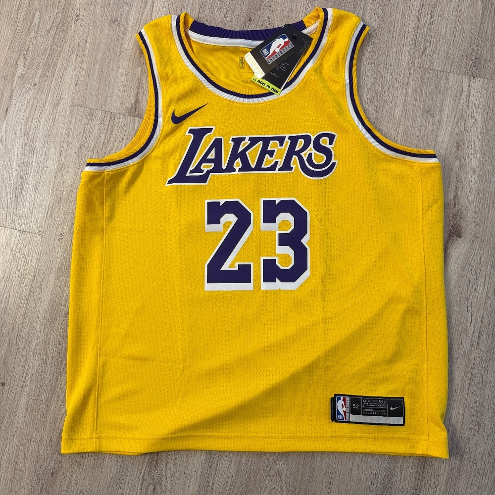 Nike LeBron James Los Angeles Lakers Icon Edition Swingman Jersey Size XL 52 NWT